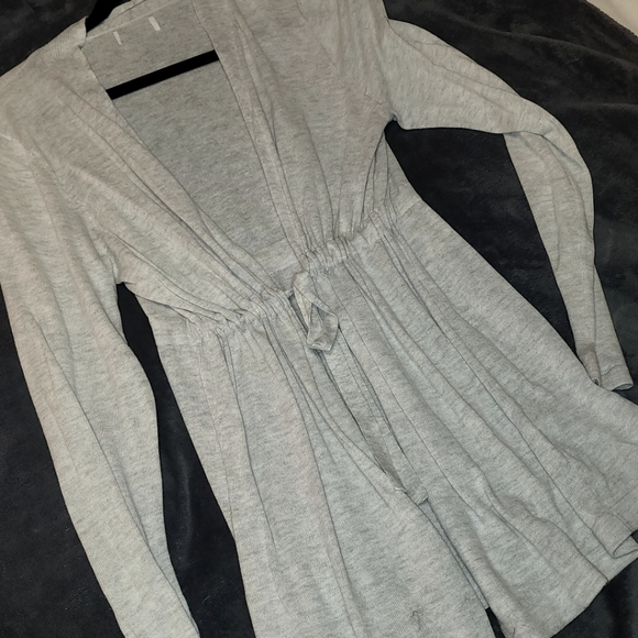 ** DONATED ** Maternity Cardigan - Picture 1 of 2